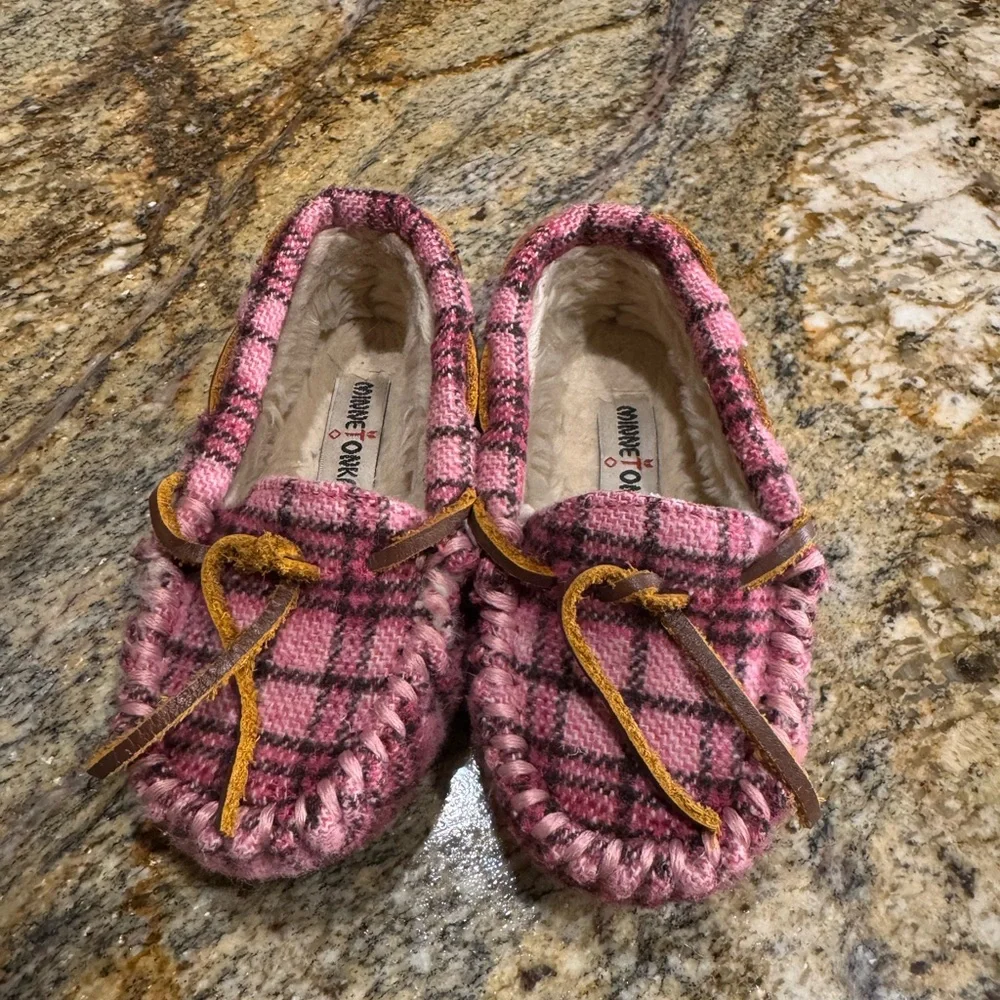 Minnetonka Pink Plaid Kids' Moccasin Slippers w
